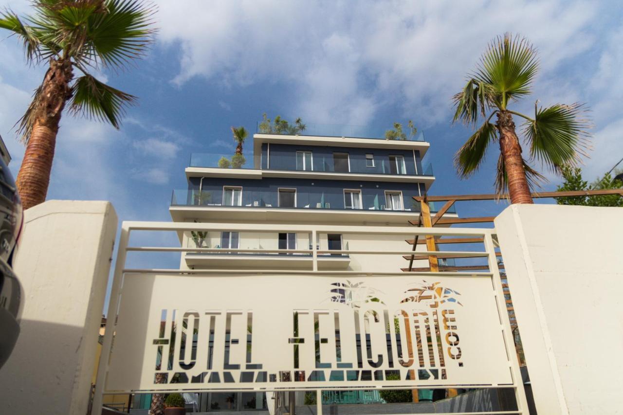 Hotel Felicioni Pineto Exterior foto