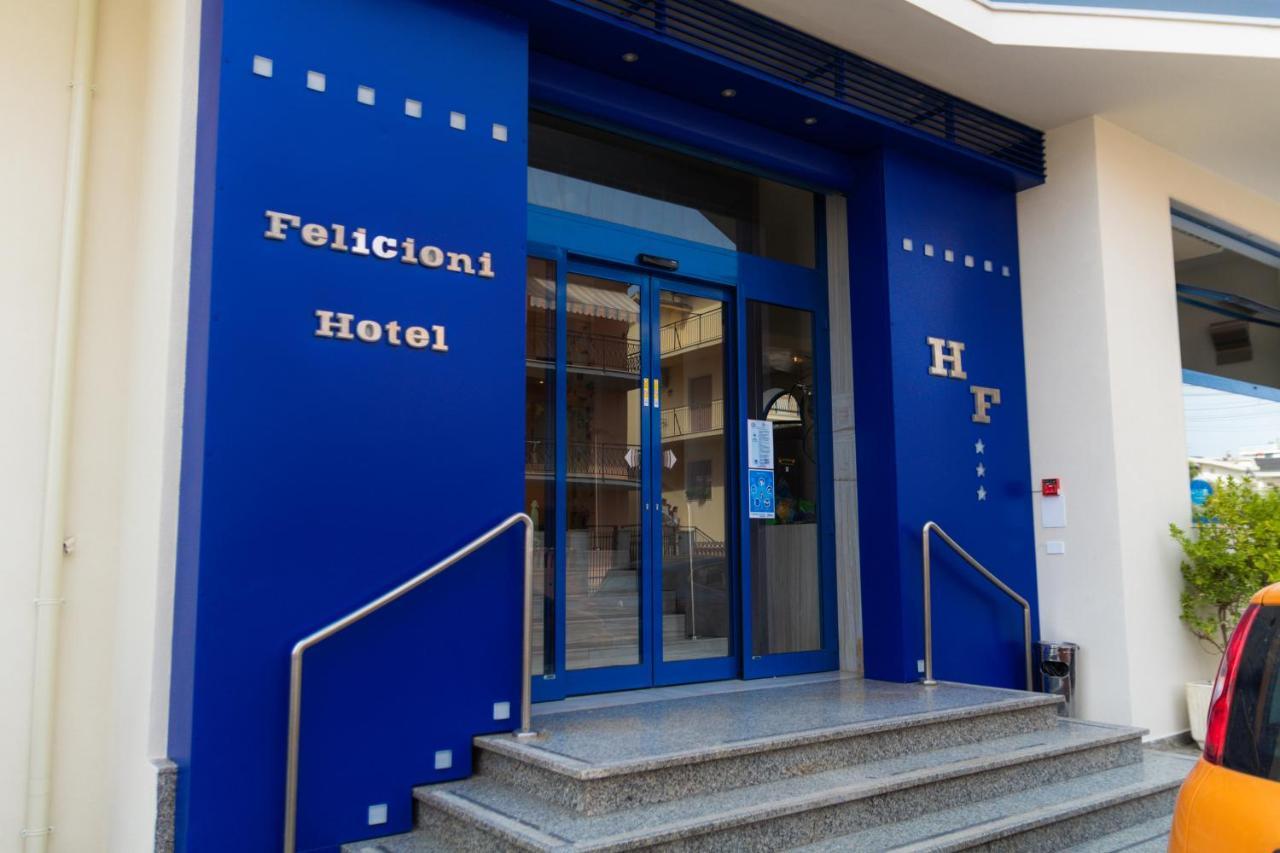 Hotel Felicioni Pineto Exterior foto